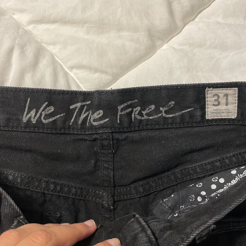 We the Free Black Cut Off Denim Shorts - Picture 4 of 6